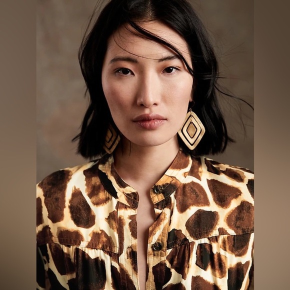 Banana Republic Flounce-Hem Dress in Giraffe Print - Size S - Picture 2 of 4